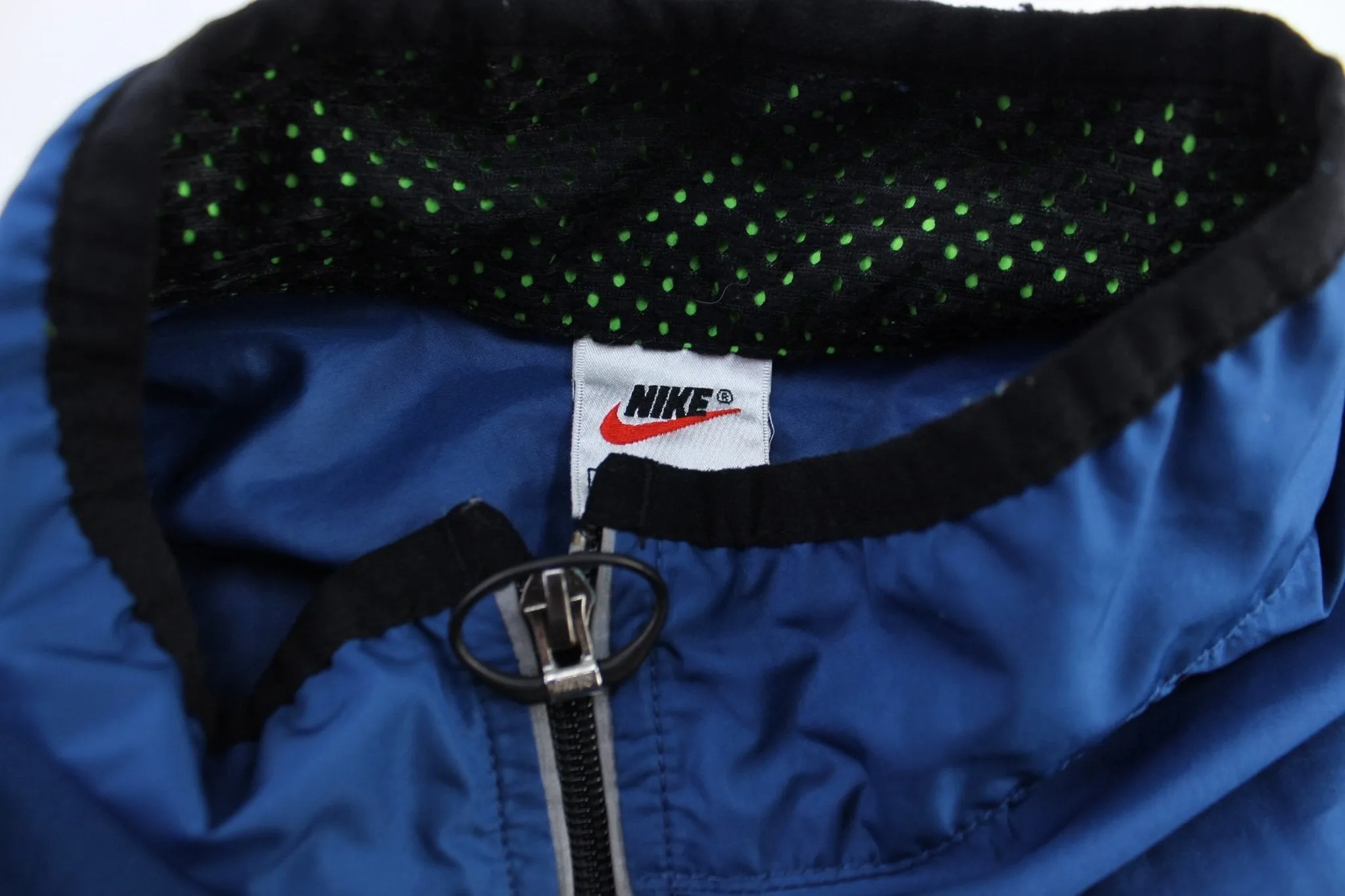 90's Nike Embroidered Logo Blue, Green, & Black Zip Up Jacket