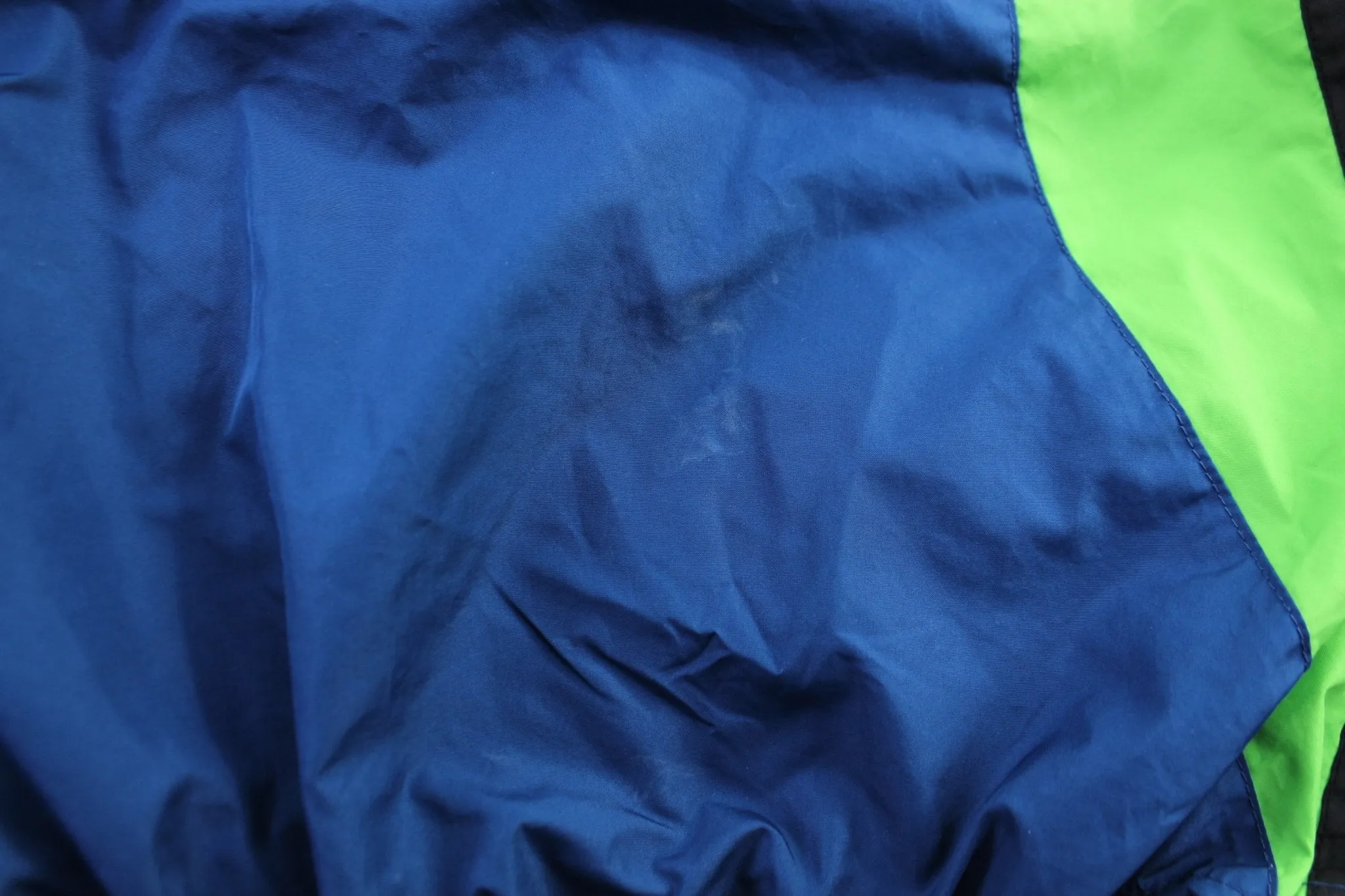 90's Nike Embroidered Logo Blue, Green, & Black Zip Up Jacket