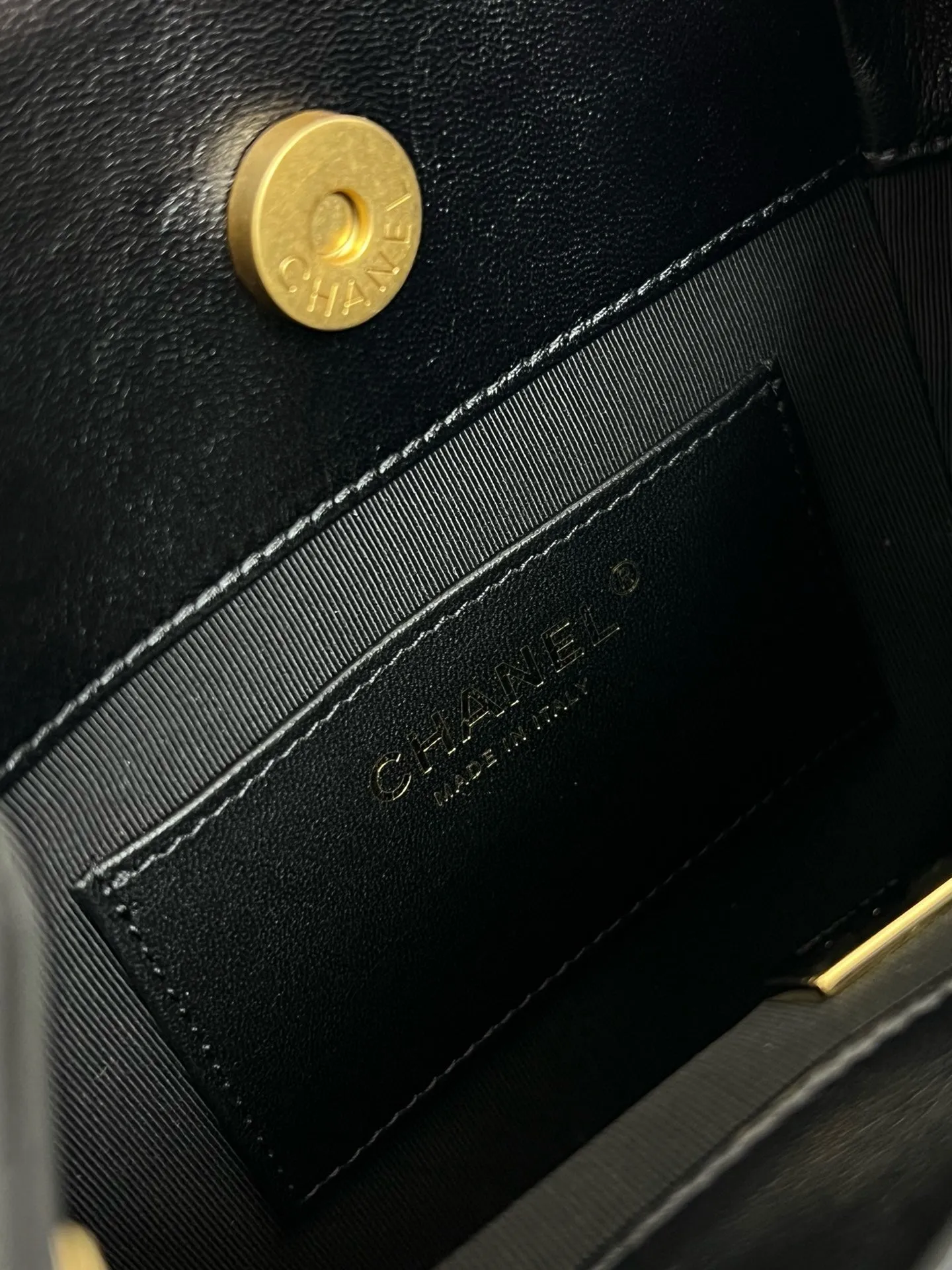 CC1048 Backpack / HIGHEST QUALITY VERSION / 9.6 x 7.1 x 3.1in