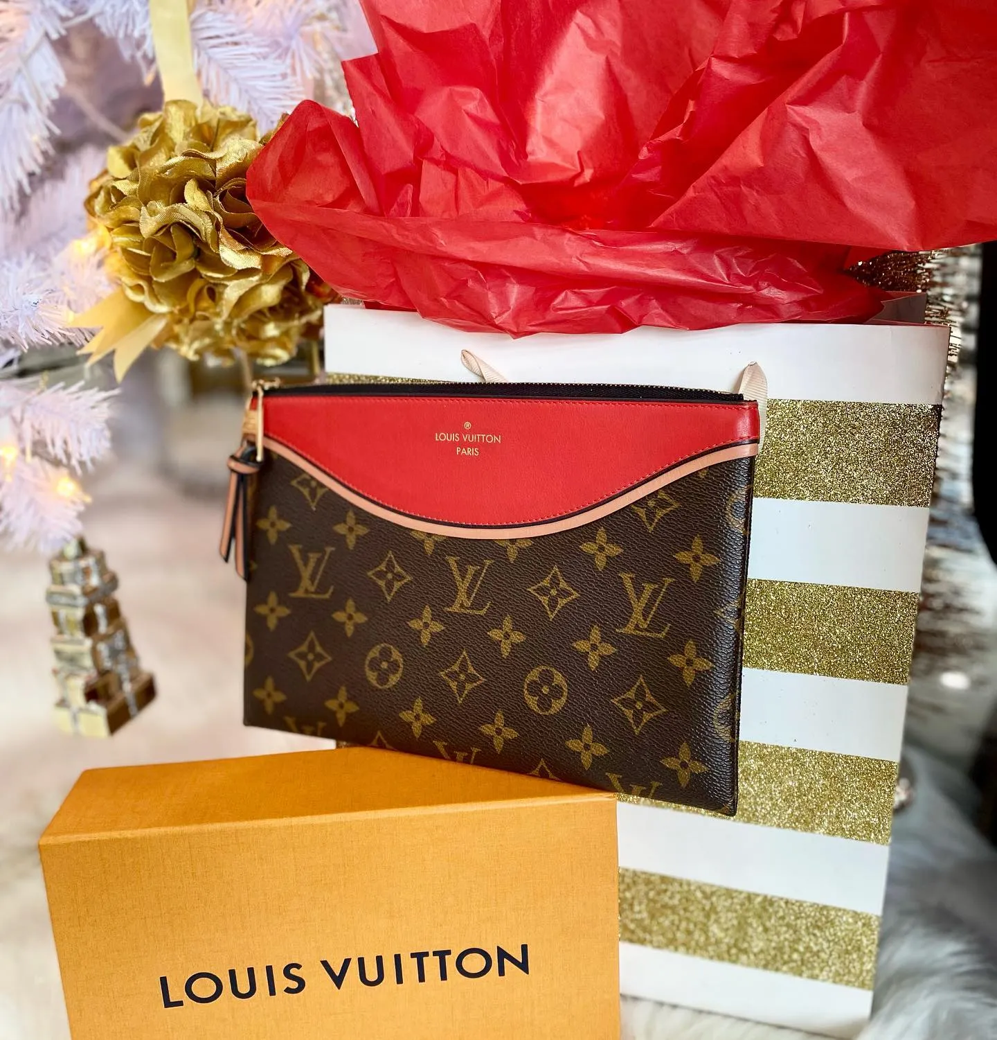 Louis Vuitton Monogram Tuileries Pochette Clutch Bag